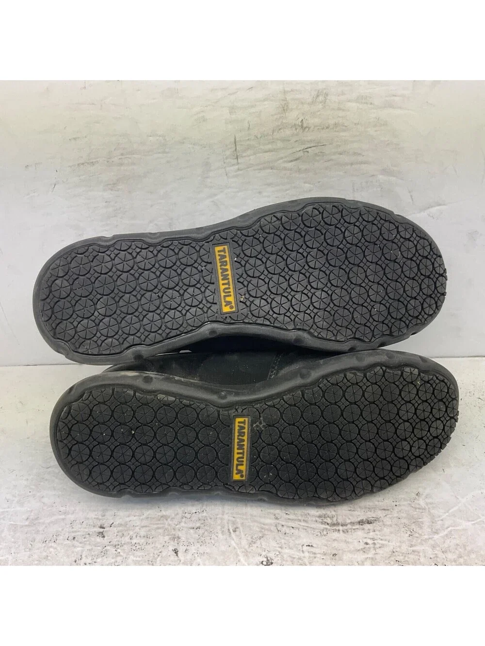 Dakota used shoes